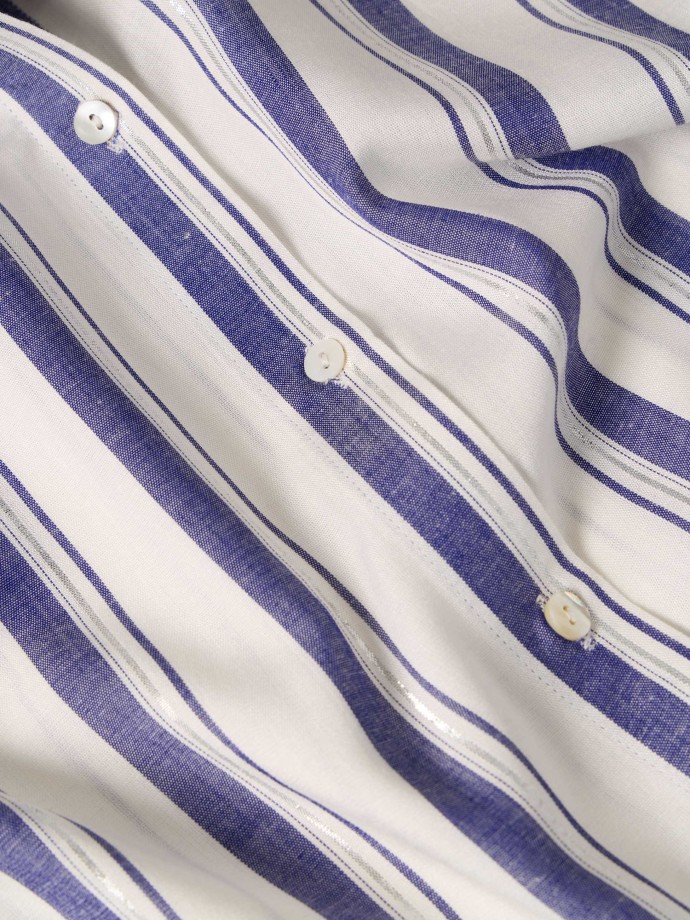Camisa �s riscas