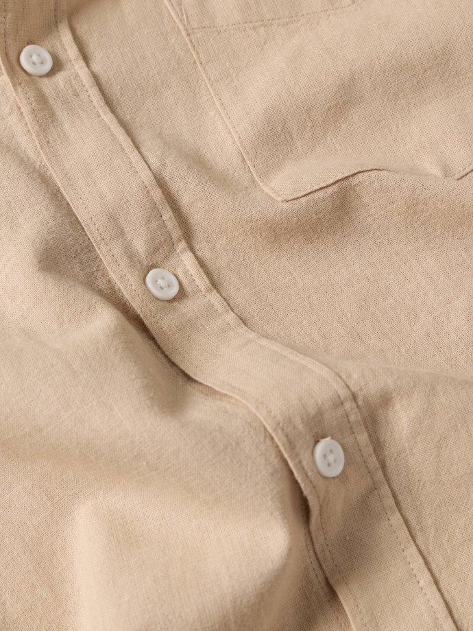 Camisa de manga curta com linho