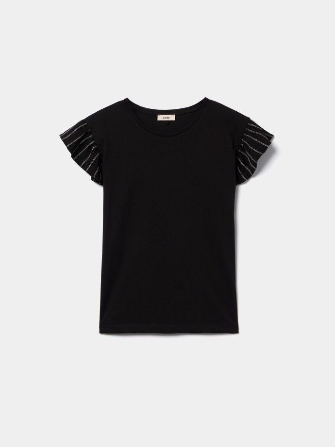 T-shirt com folhos nas mangas