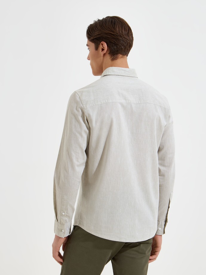 Camisa com linho