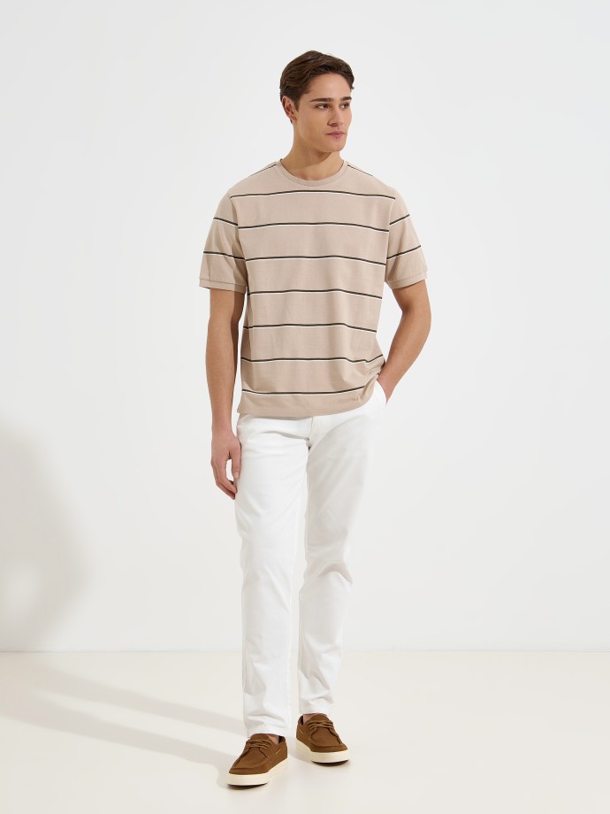 T-shirt �s riscas em algod�o