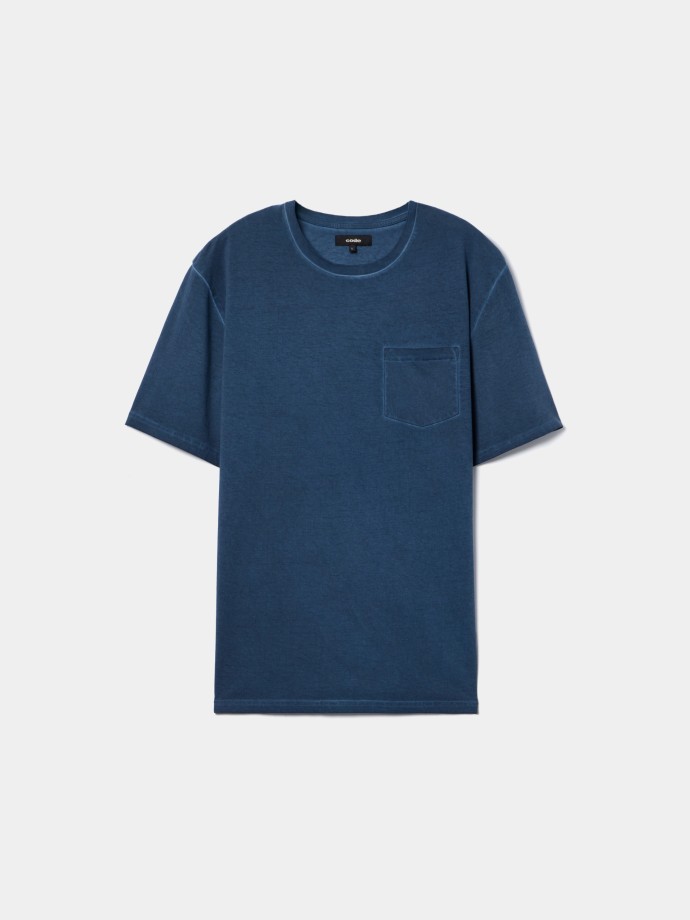 T-shirt com bolso