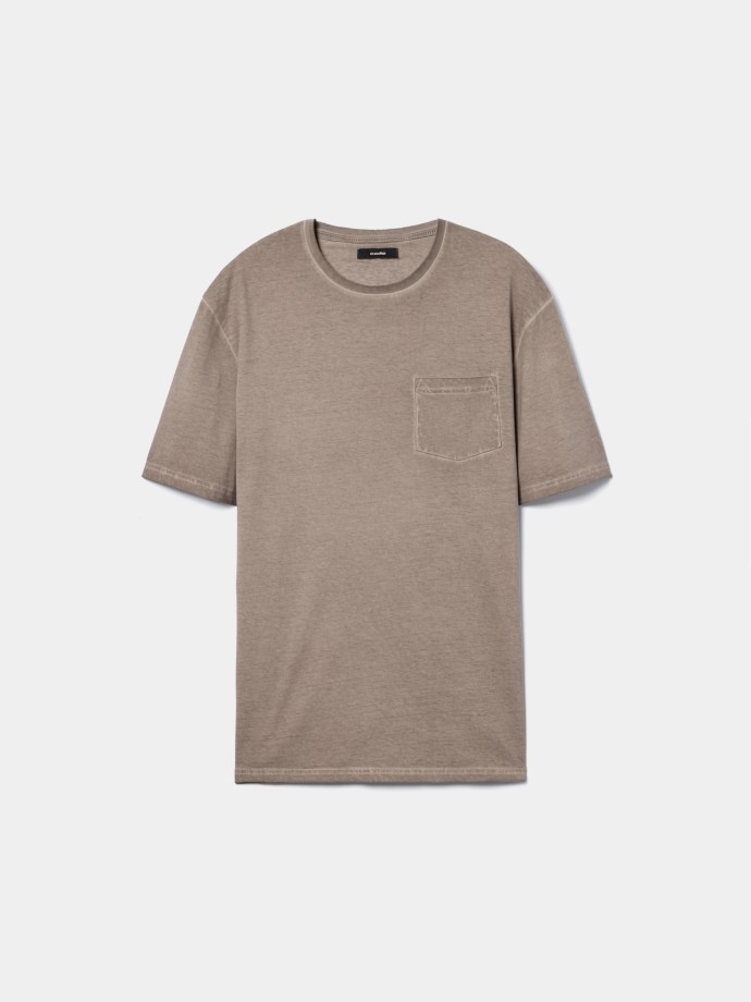 T-shirt com bolso