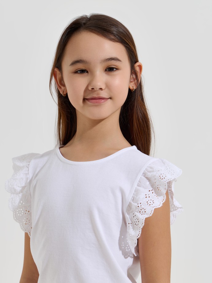 T-shirt com bordado ingl�s