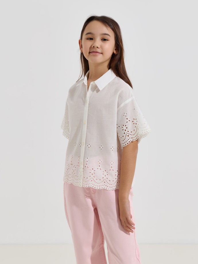 Camisa com bordado ingl�s