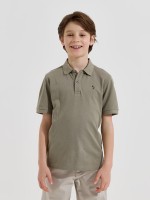 Polo em malha piquet com estampado