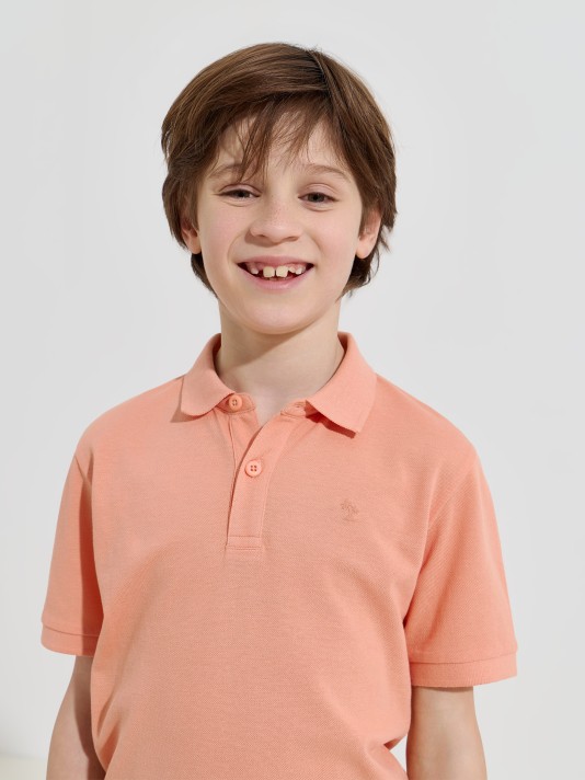 Polo em malha piquet com estampado