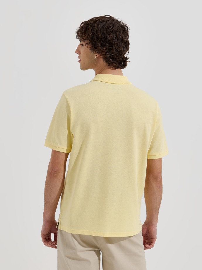 Polo b�sico em malha piquet