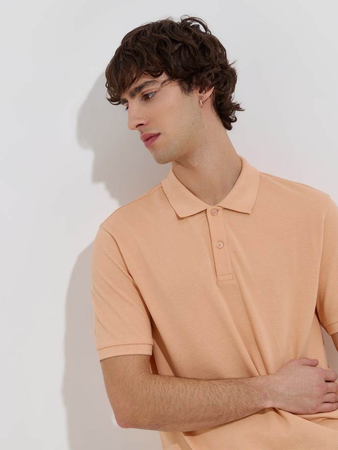 Polo b�sico em malha piquet
