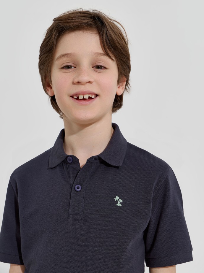 Polo em malha piquet com estampado Polo em malha piquet com estampado