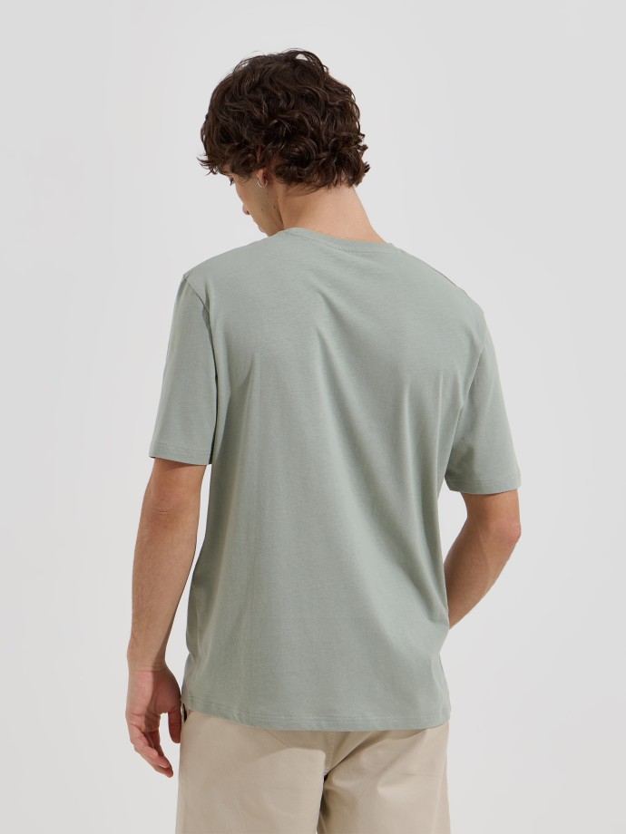T-shirt b�sica em algod�o
