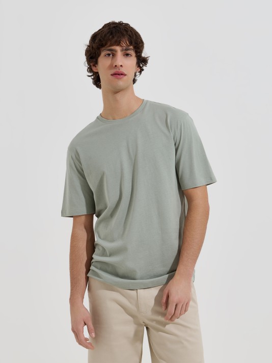 T-shirt b�sica em algod�o