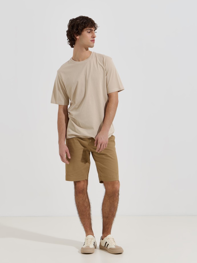 T-shirt b�sica em algod�o