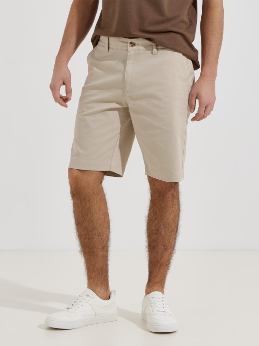 Calções chino Calções chino