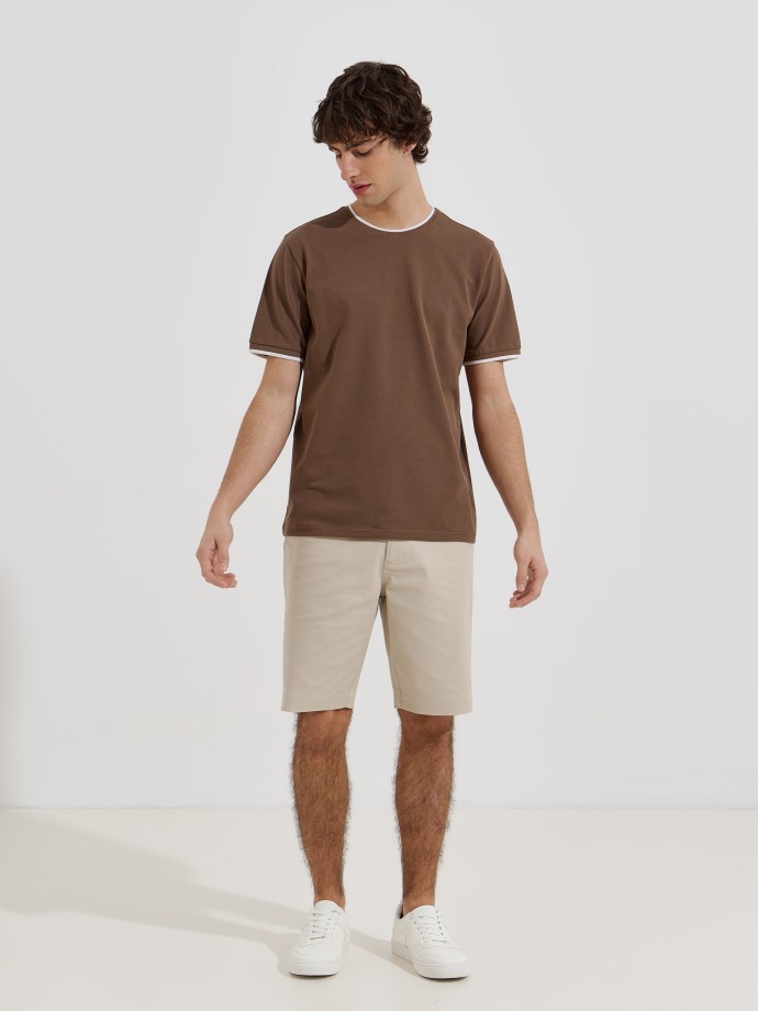 T-shirt b�sica em malha piquet