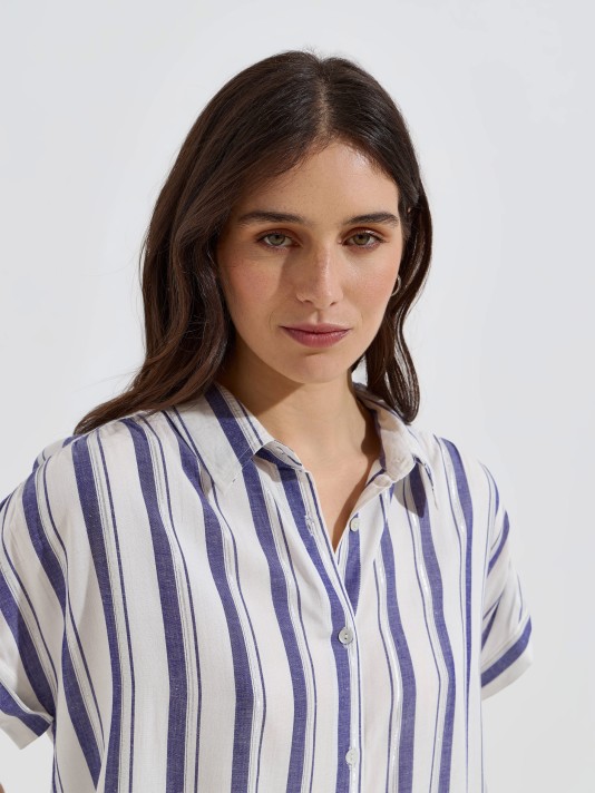 Camisa �s riscas
