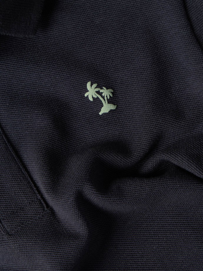 Polo em malha piquet com estampado Polo em malha piquet com estampado