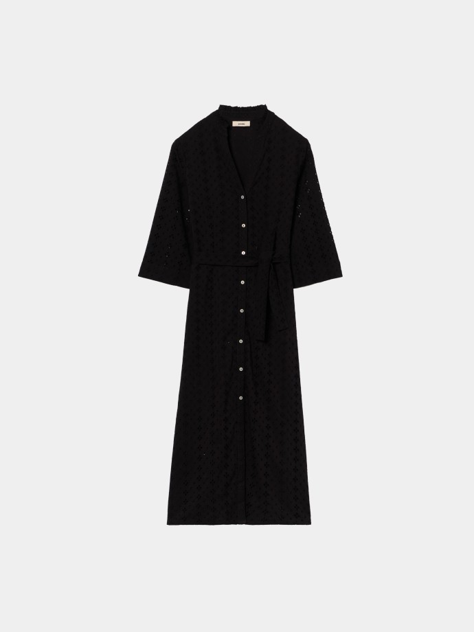 Vestido midi em bordado ingl�s