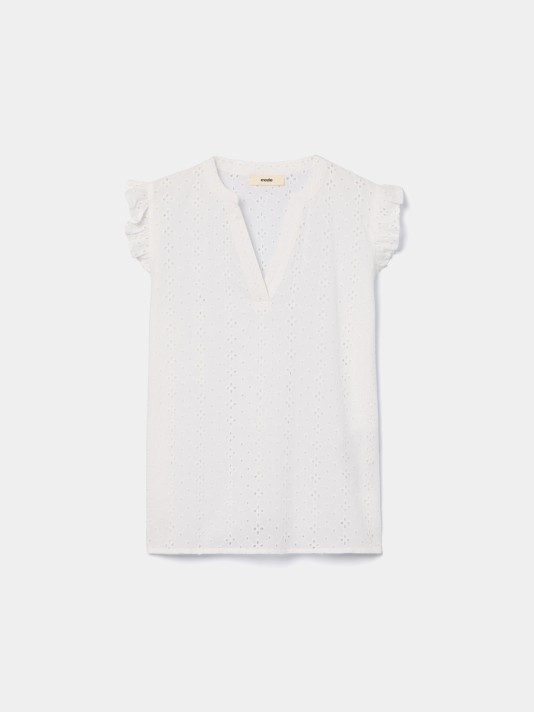 Blusa em bordado ingl�s
