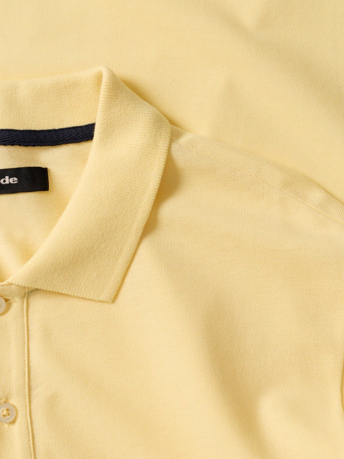 Polo b�sico em malha piquet