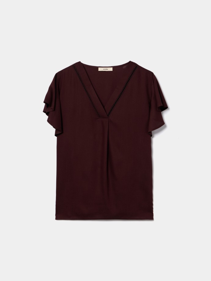 Blusa com folho nas mangas