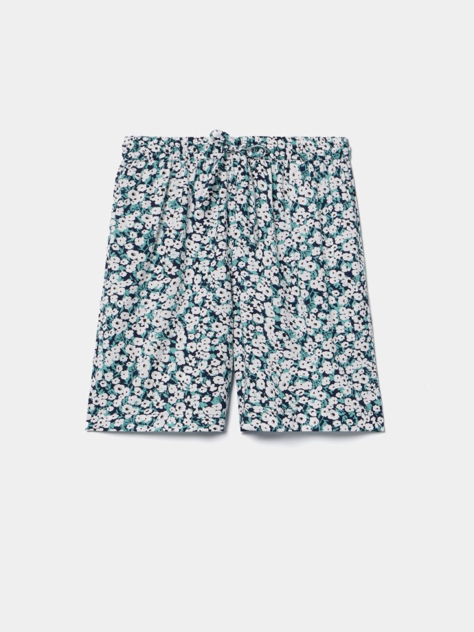 Cal��es com padr�o floral