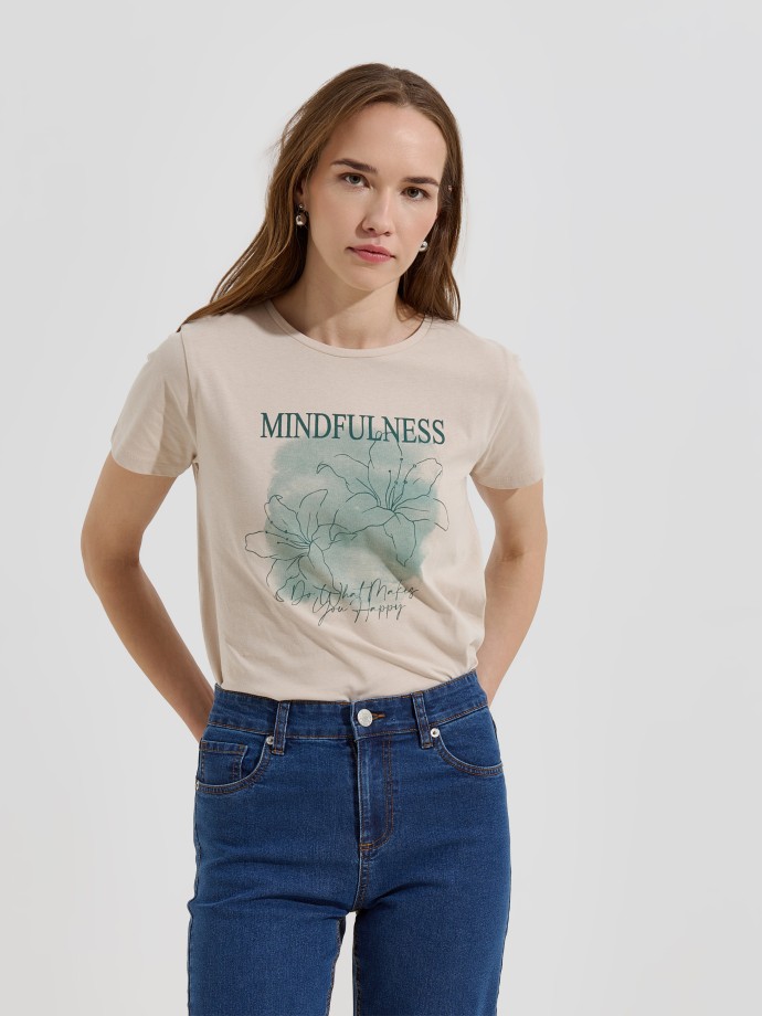 T-shirt com estampado frontal