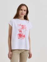 T-shirt com estampado frontal T-shirt com estampado frontal