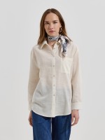 Camisa com bolso no peito
