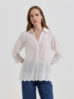 Camisa com bordado ingl�s
