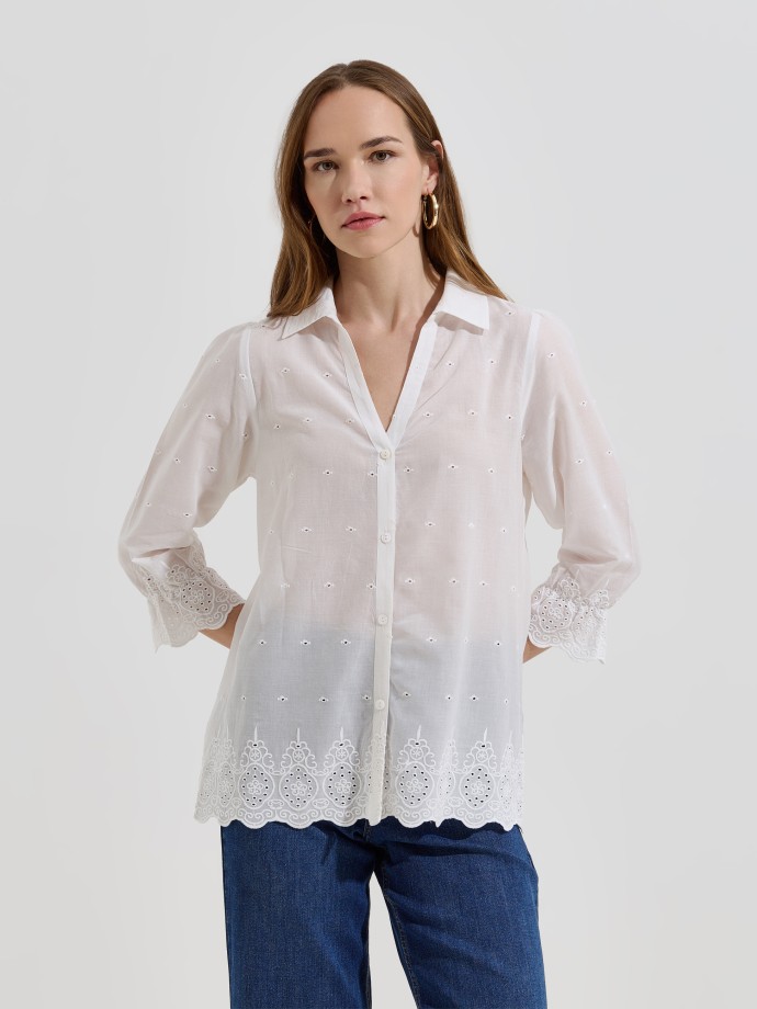 Camisa com bordado ingl�s