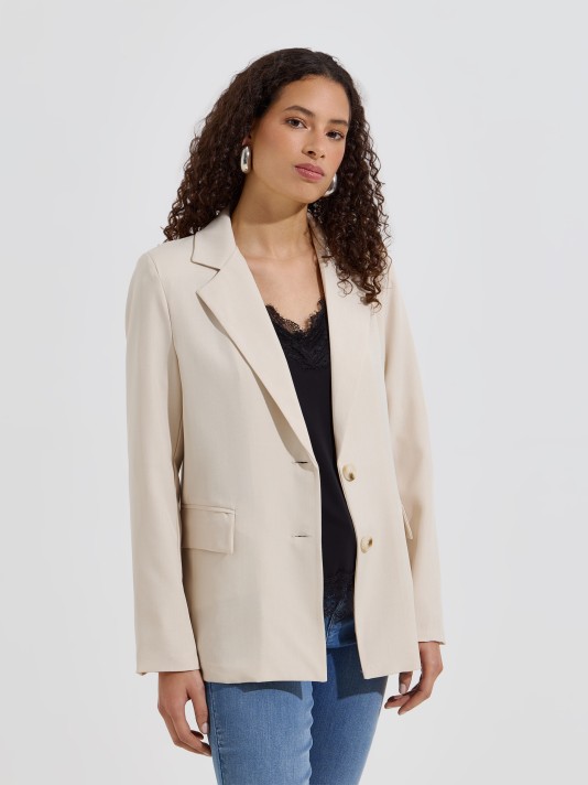 Blazer reto com ombreiras
