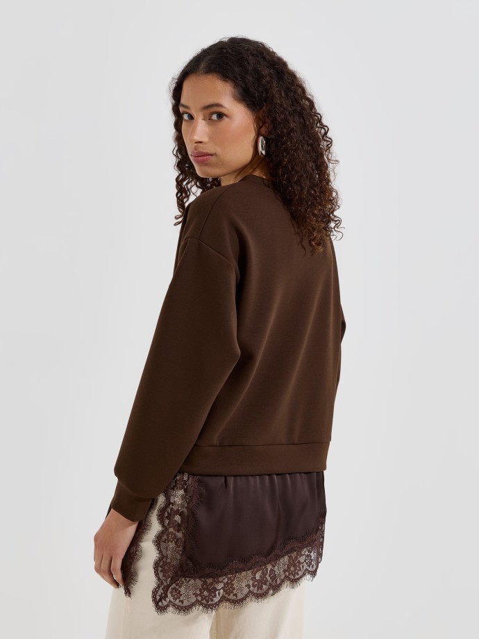 Sweatshirt combinada com renda