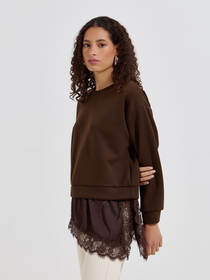 Sweatshirt combinada com renda