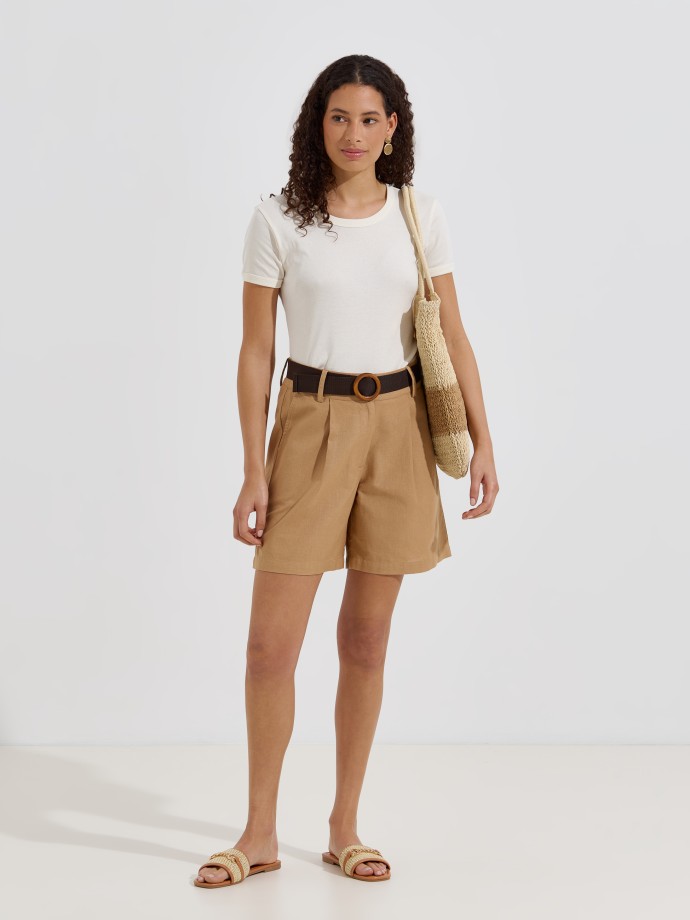 T-shirt b�sica em malha canelada