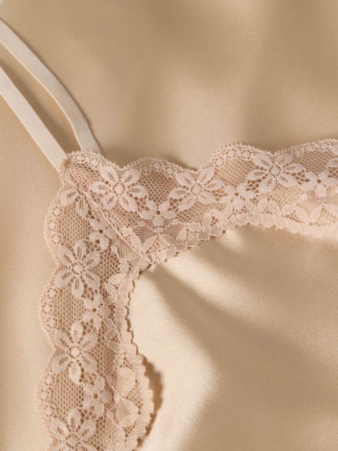 Top estilo lingerie