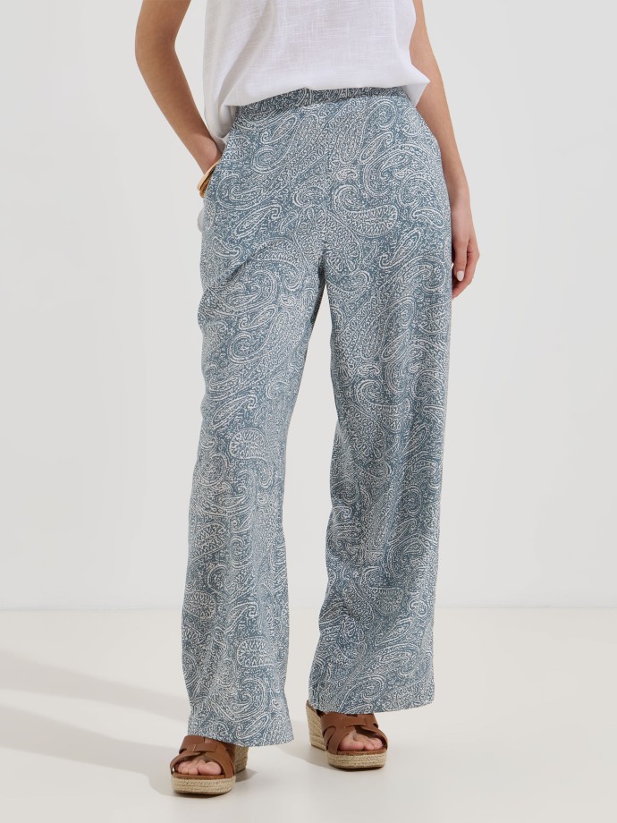 Cal�as com estampado paisley