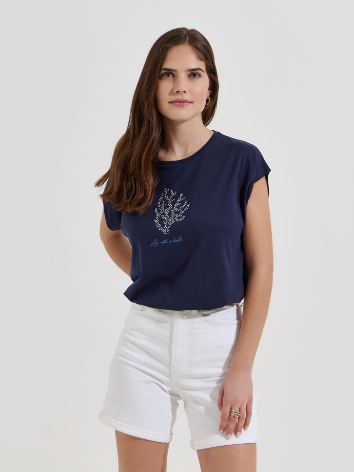 T-shirt com aplica��o