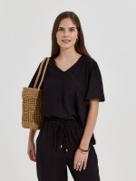 Blusa flu�da estampada decote em V