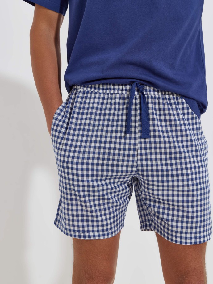 Pijama curto com calções xadrez Pijama curto com calções xadrez