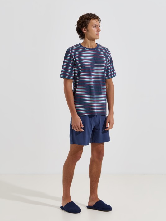 Pijama curto às riscas Pijama curto às riscas