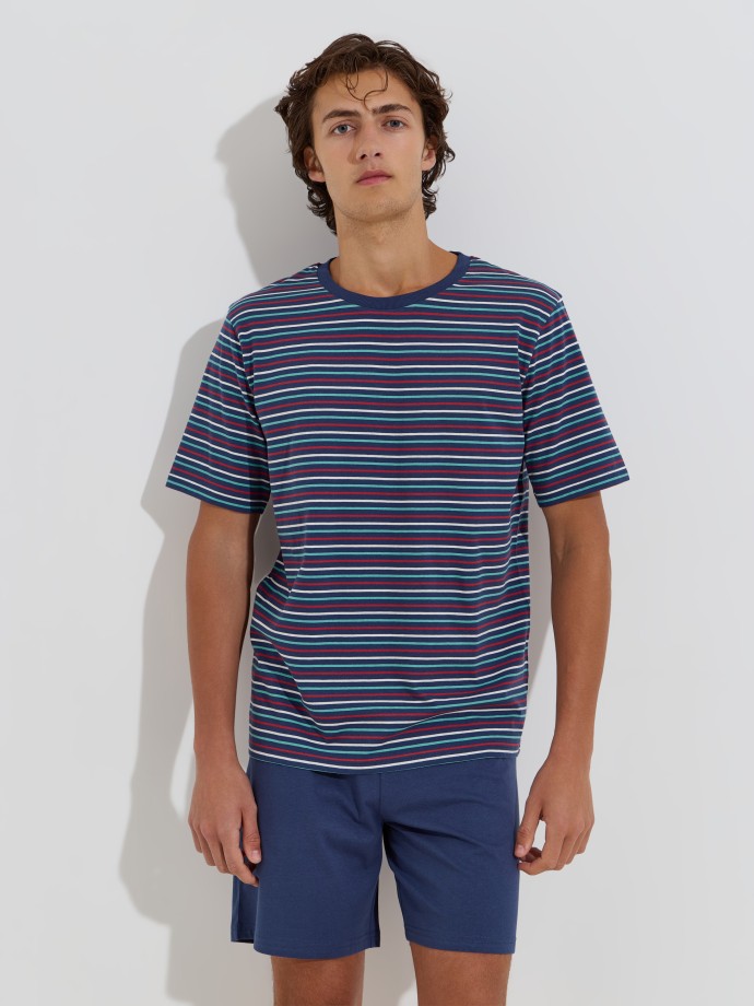 Pijama curto �s riscas