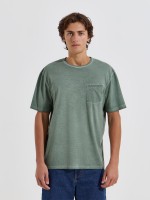 T-shirt com bolso
