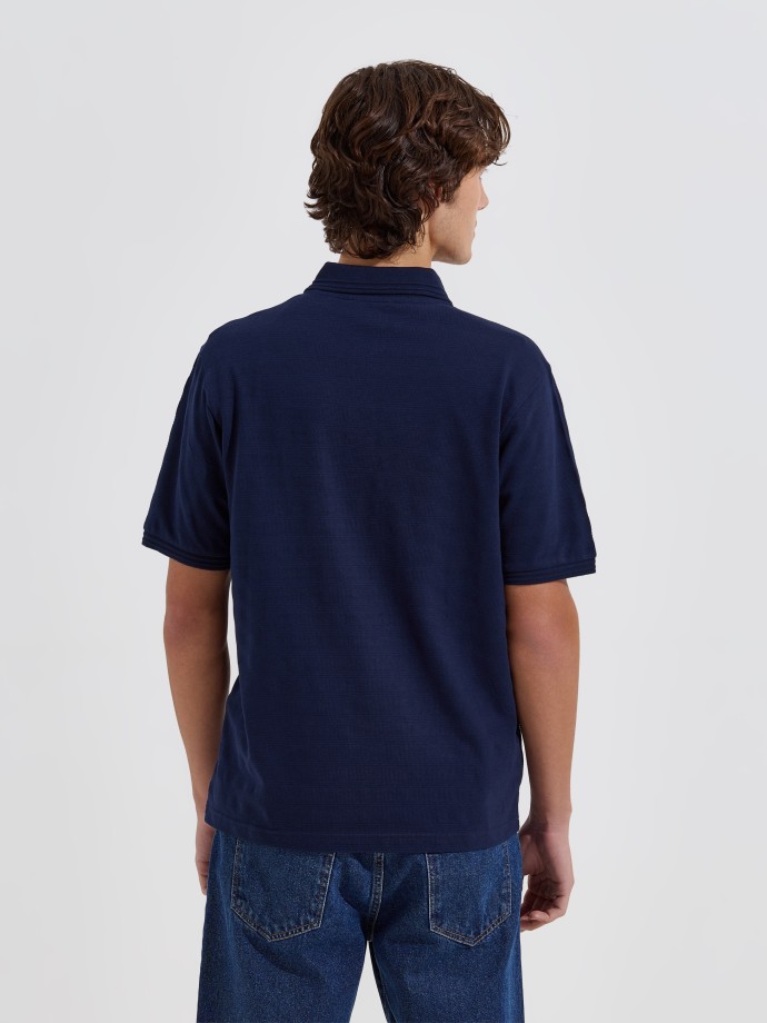 Polo com textura