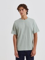 T-shirt com textura