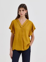 Blusa com folho nas mangas