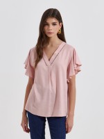 Blusa com folho nas mangas