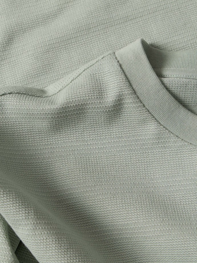 T-shirt com textura