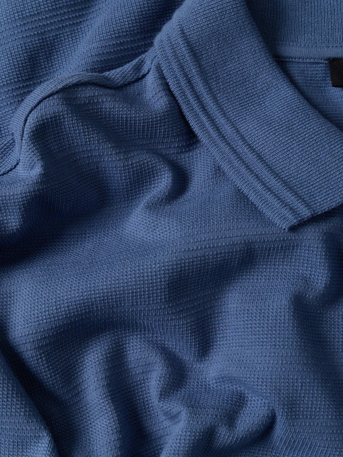 Polo com textura