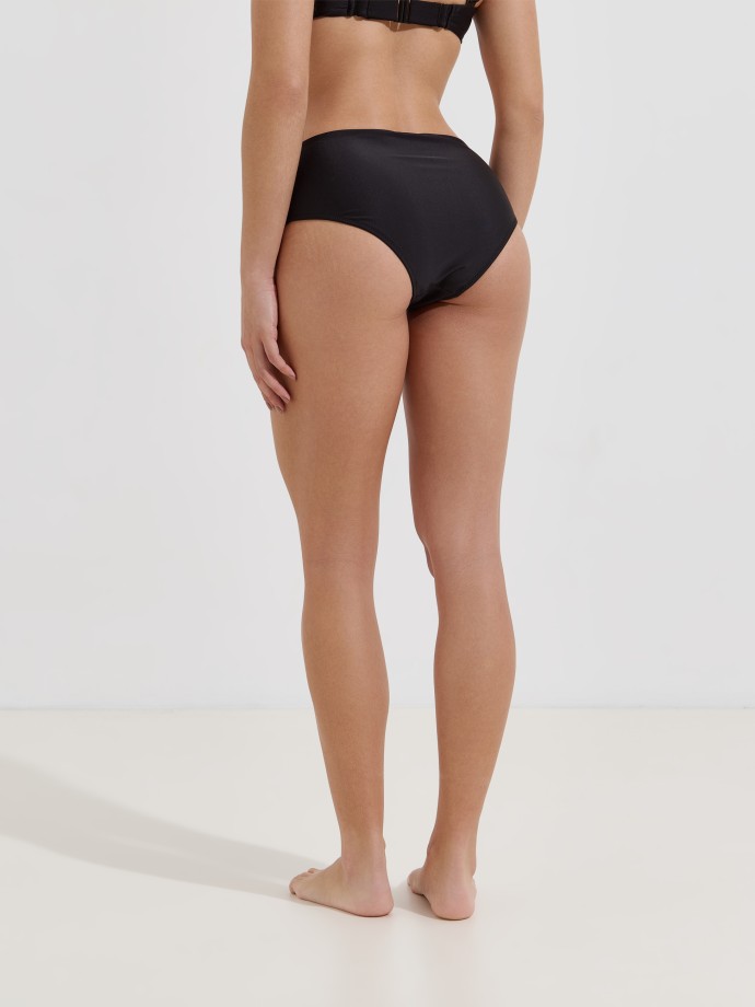 Cueca de biqu�ni com drapeado